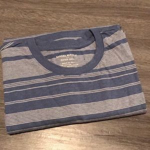 Banana Republic Fitted Crew Shirt